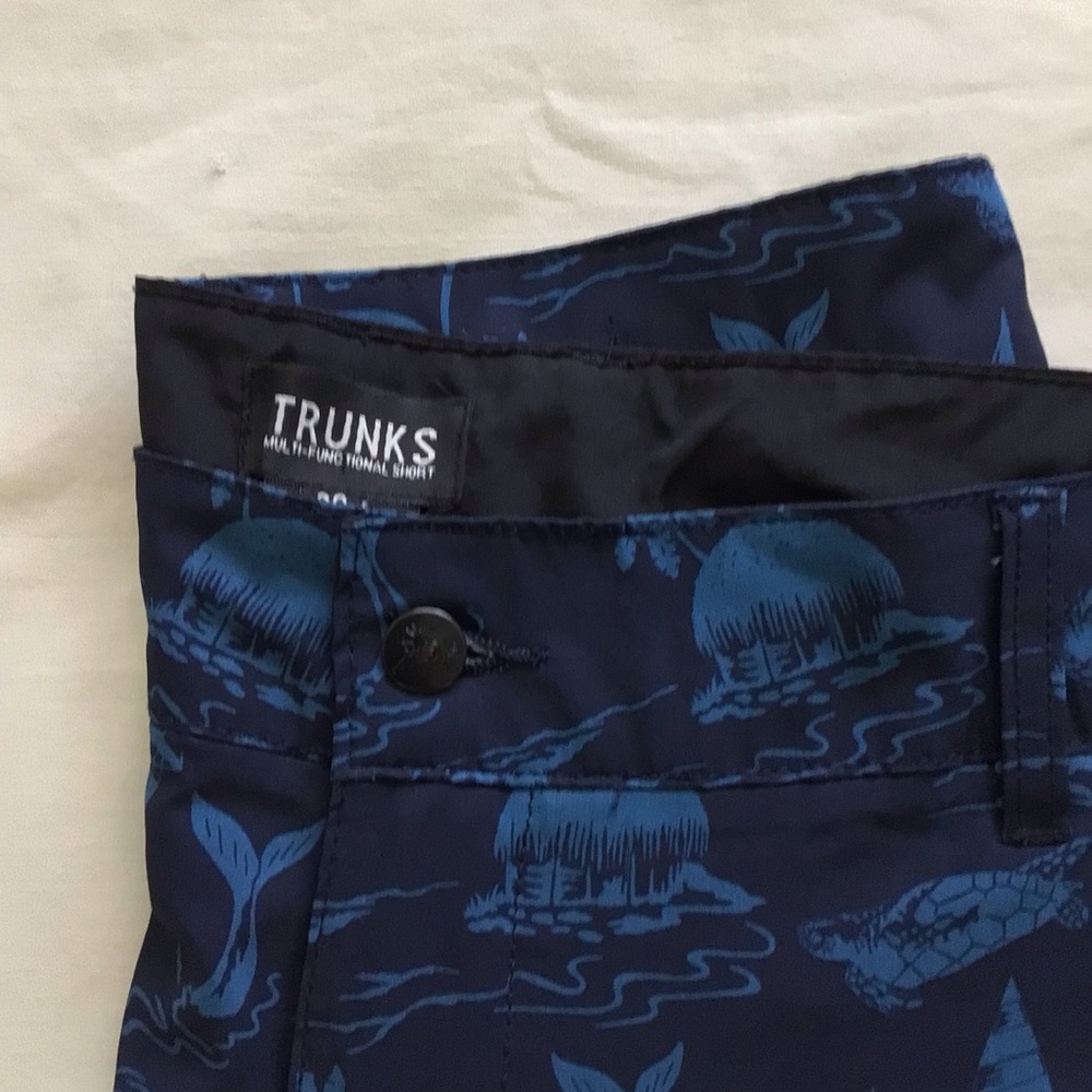 NWOT Trunks Multi-Functional Shorts - Picture 3 of 3